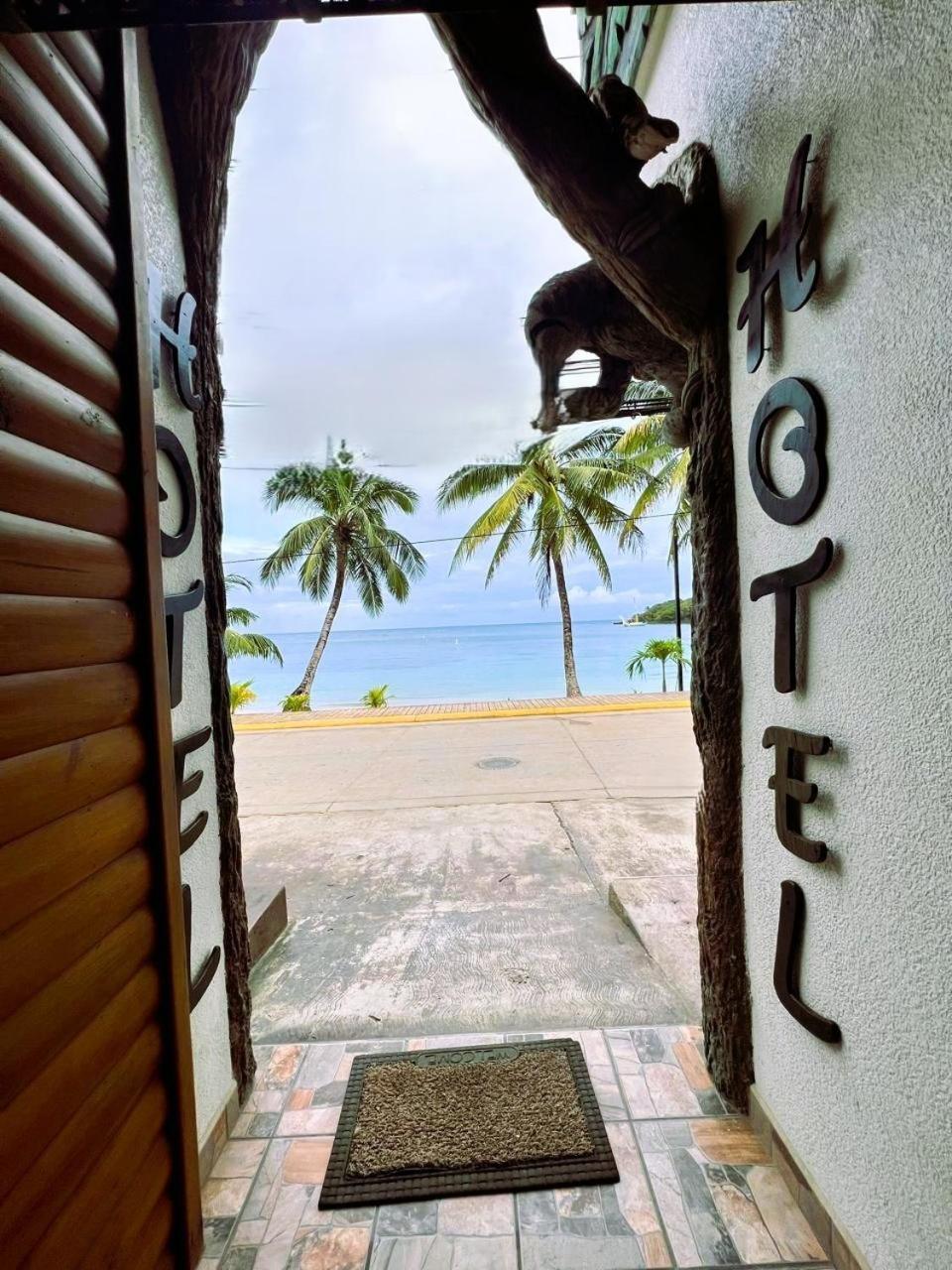 Mr. Tucan Hotel West End Exterior foto