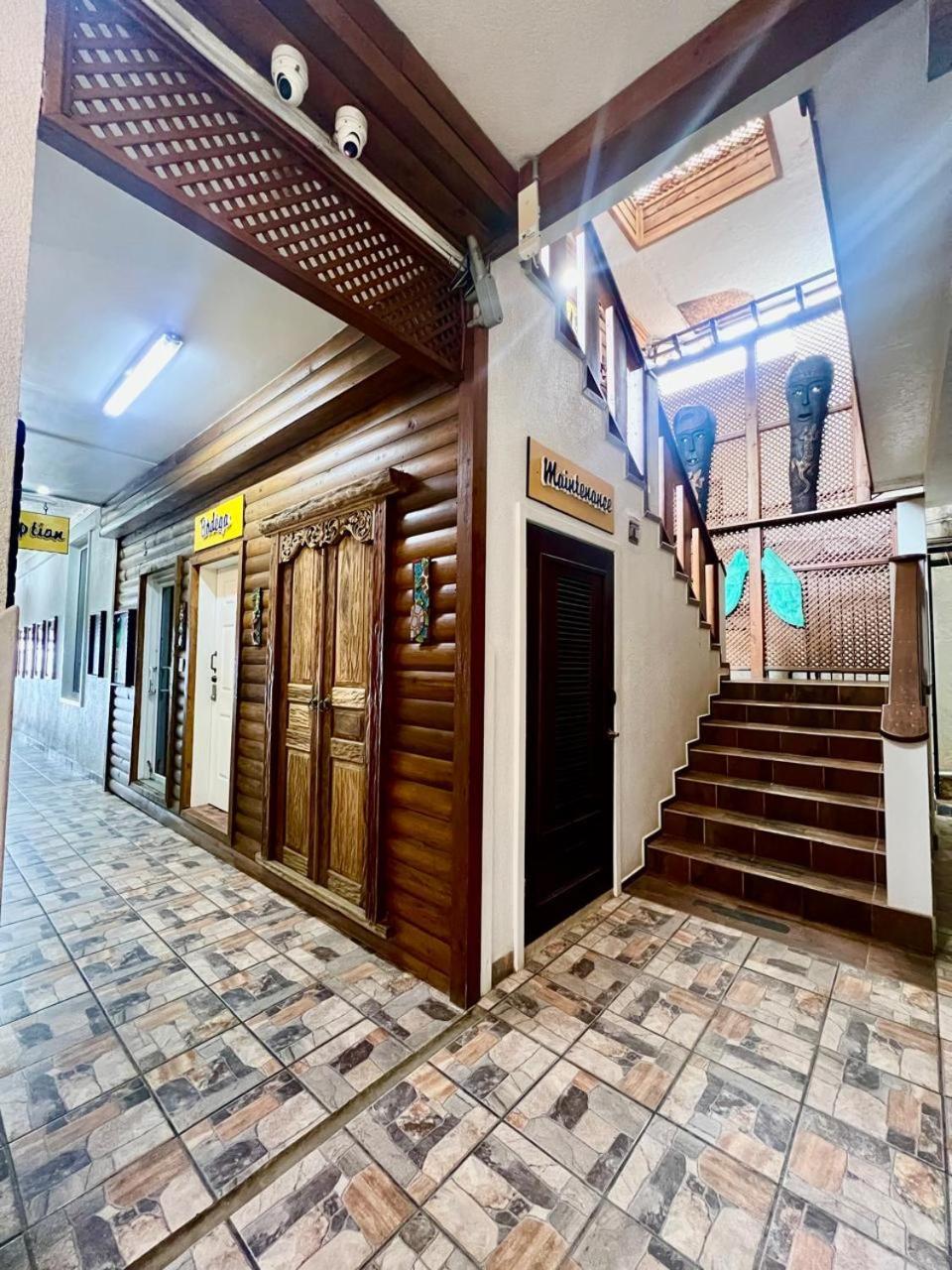 Mr. Tucan Hotel West End Exterior foto