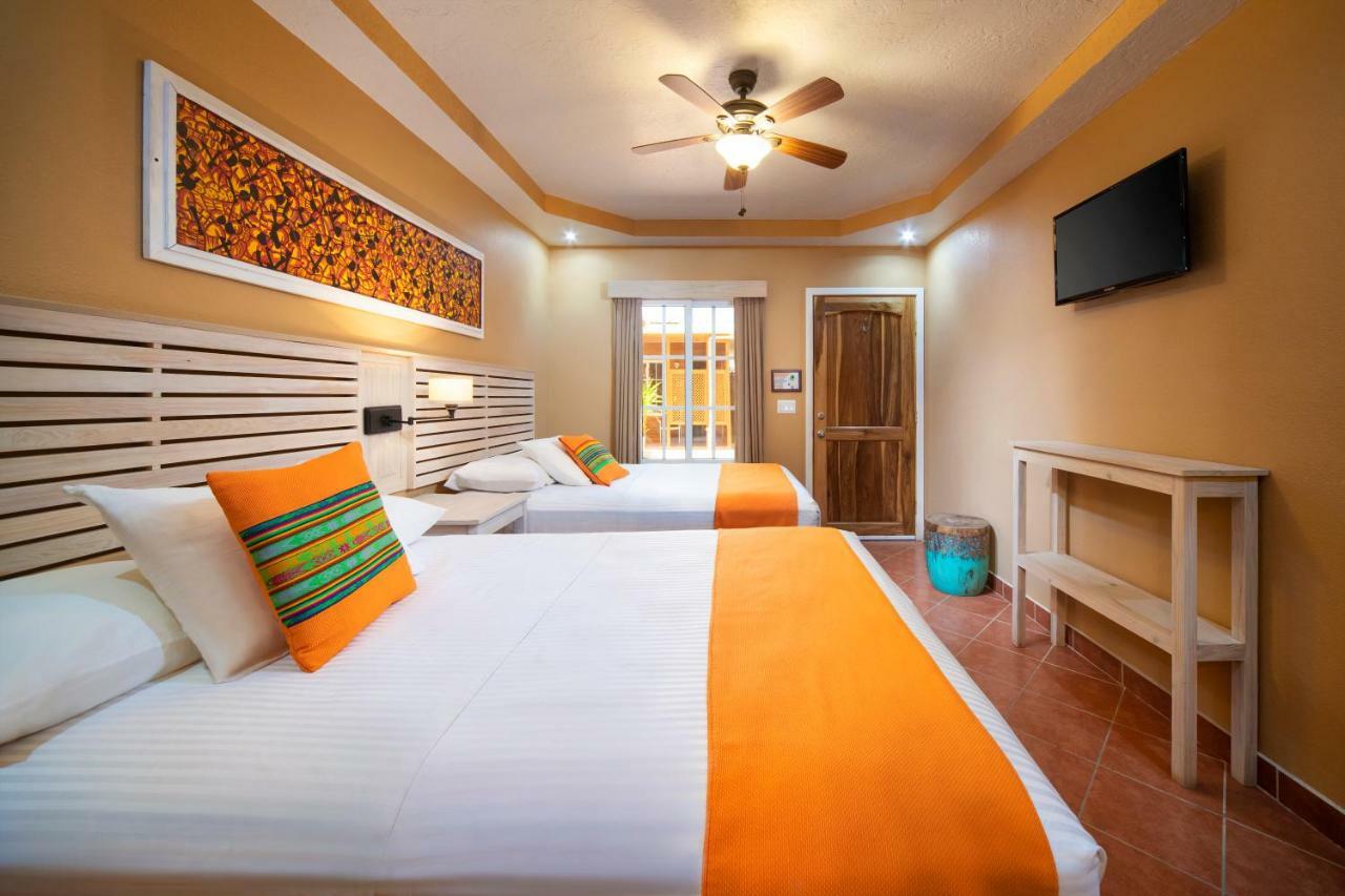 Mr. Tucan Hotel West End Exterior foto